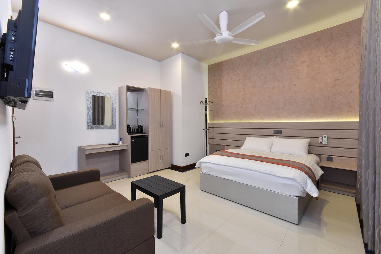 Nala Veli Villa Ukulhas Island Exterior photo